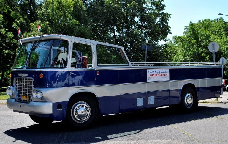 Buszos városnézés