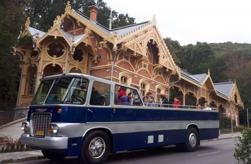 Buszos városnézés