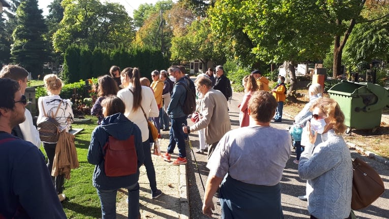 Séta a Farkasréti temetőben