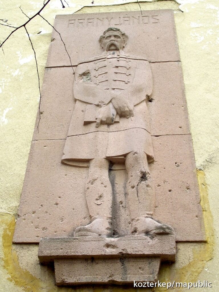 Köztéri reprezentáció a Hegyvidéken – KultSzalon