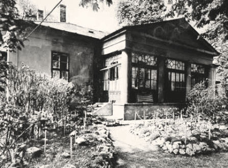 Mikszáth nap a Lívia-villában: előadás és séta